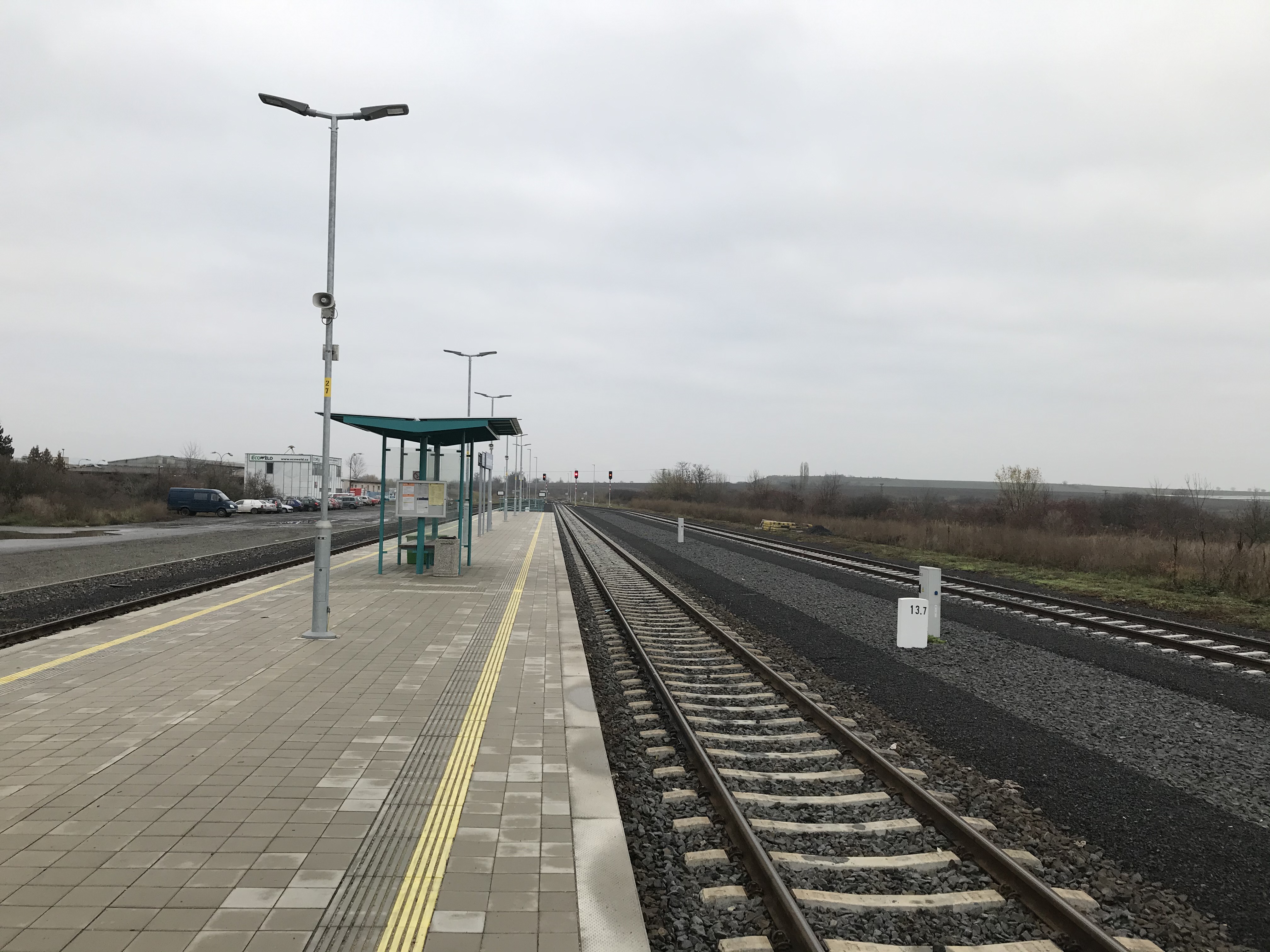 Železniční trať, Lovosice - Louny - Železniční stavby