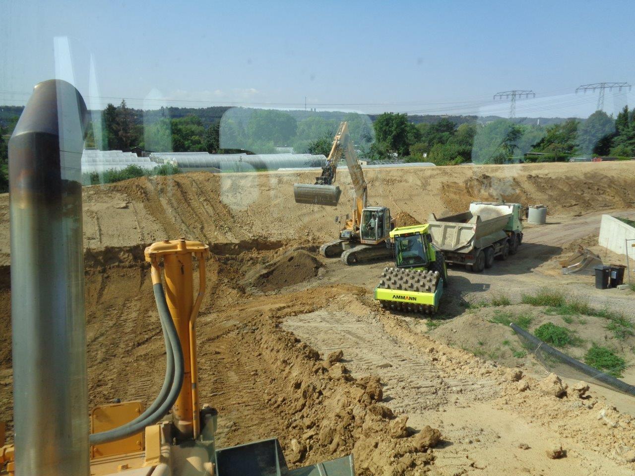 Radebeul / Fürstenhain - Hochwasserschutzlinie M 68  - Speciální obory činností