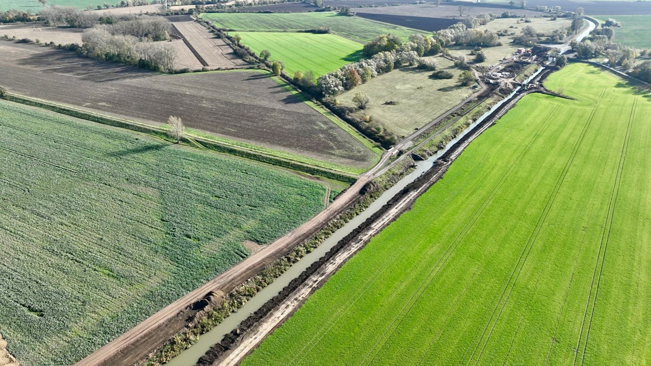 Batuv Kanal Prace 01 Batuv Kanal Prace 01