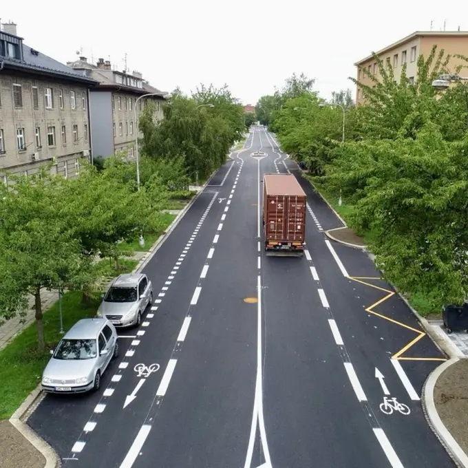 Olomouc Jeremenkova 02