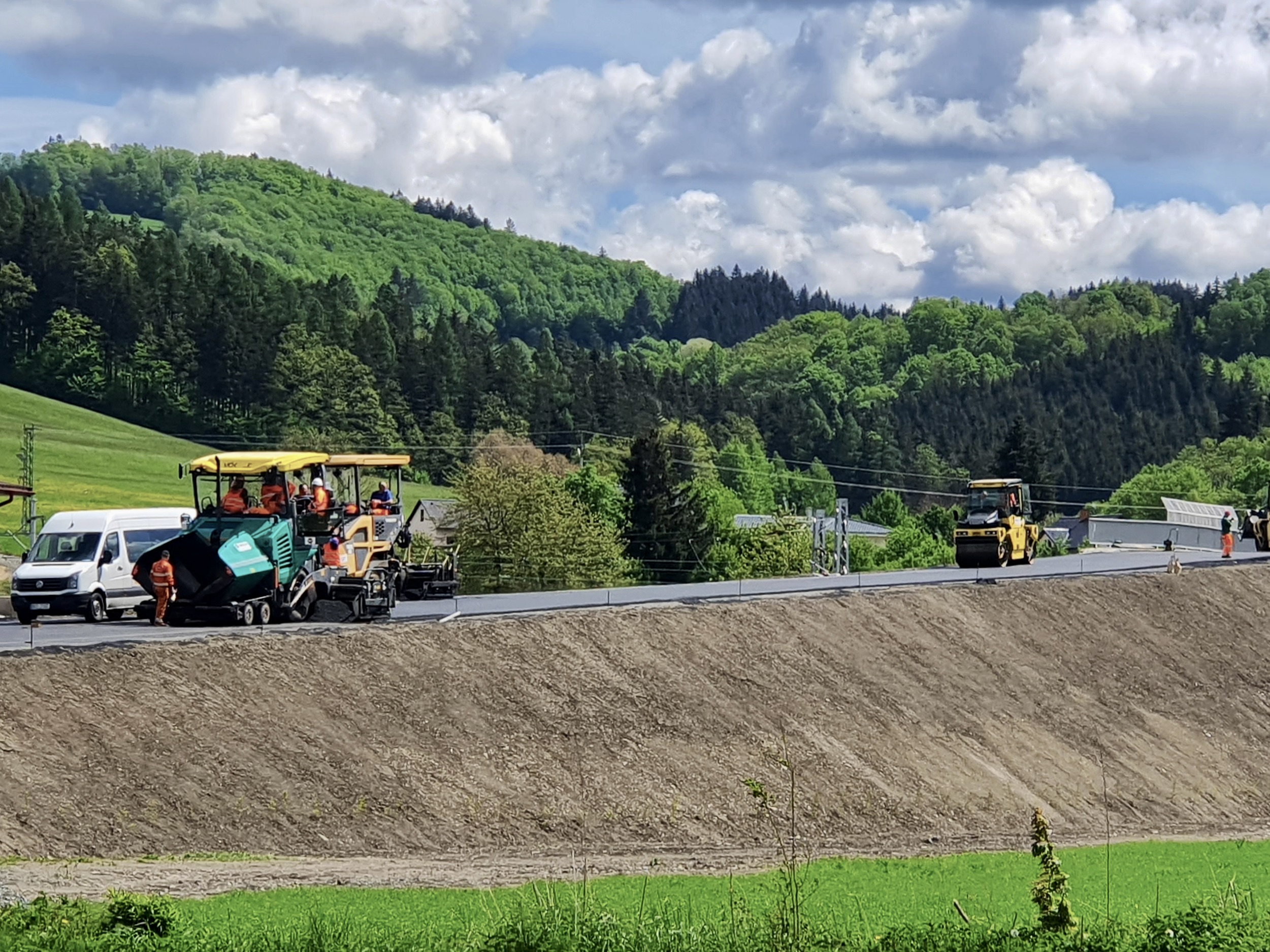 Silnice III/05736, Vsetín – sanace silničního tělesa, ul. Bobrky - Stavby silnic a mostů