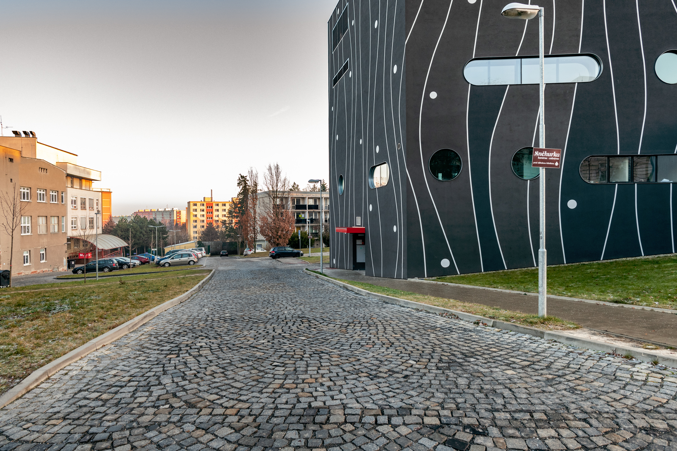 Olomouc – realizace parkoviště u Fakultní nemocnice Olomouc - Stavby silnic a mostů