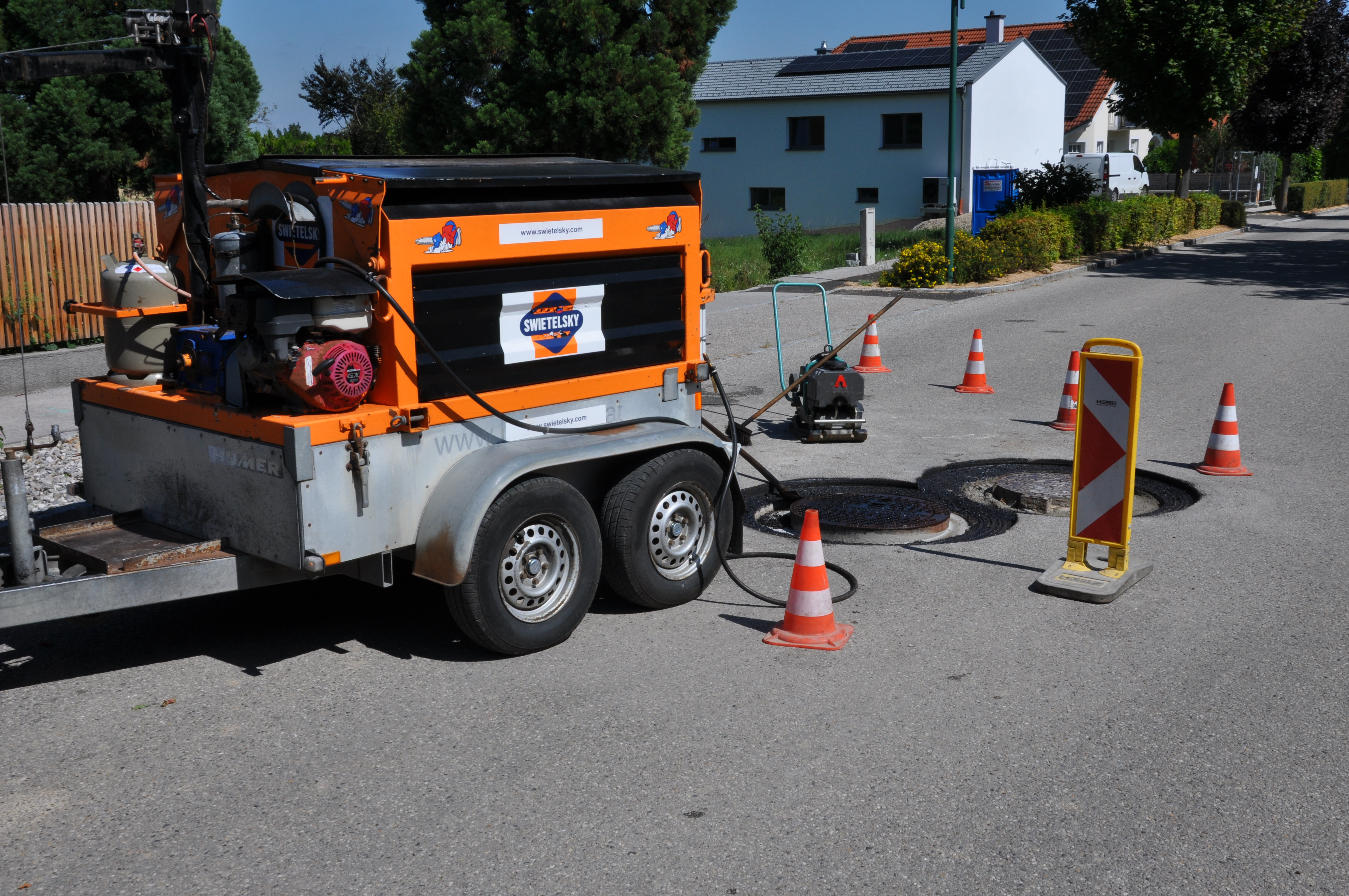 Schachtdeckel sanieren, heben und angleichen - Speciální obory činností