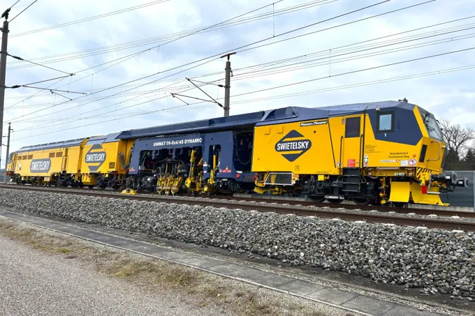 Stopfmaschine UNIMAT 09 8X4 4S Dynamic (Mittel)