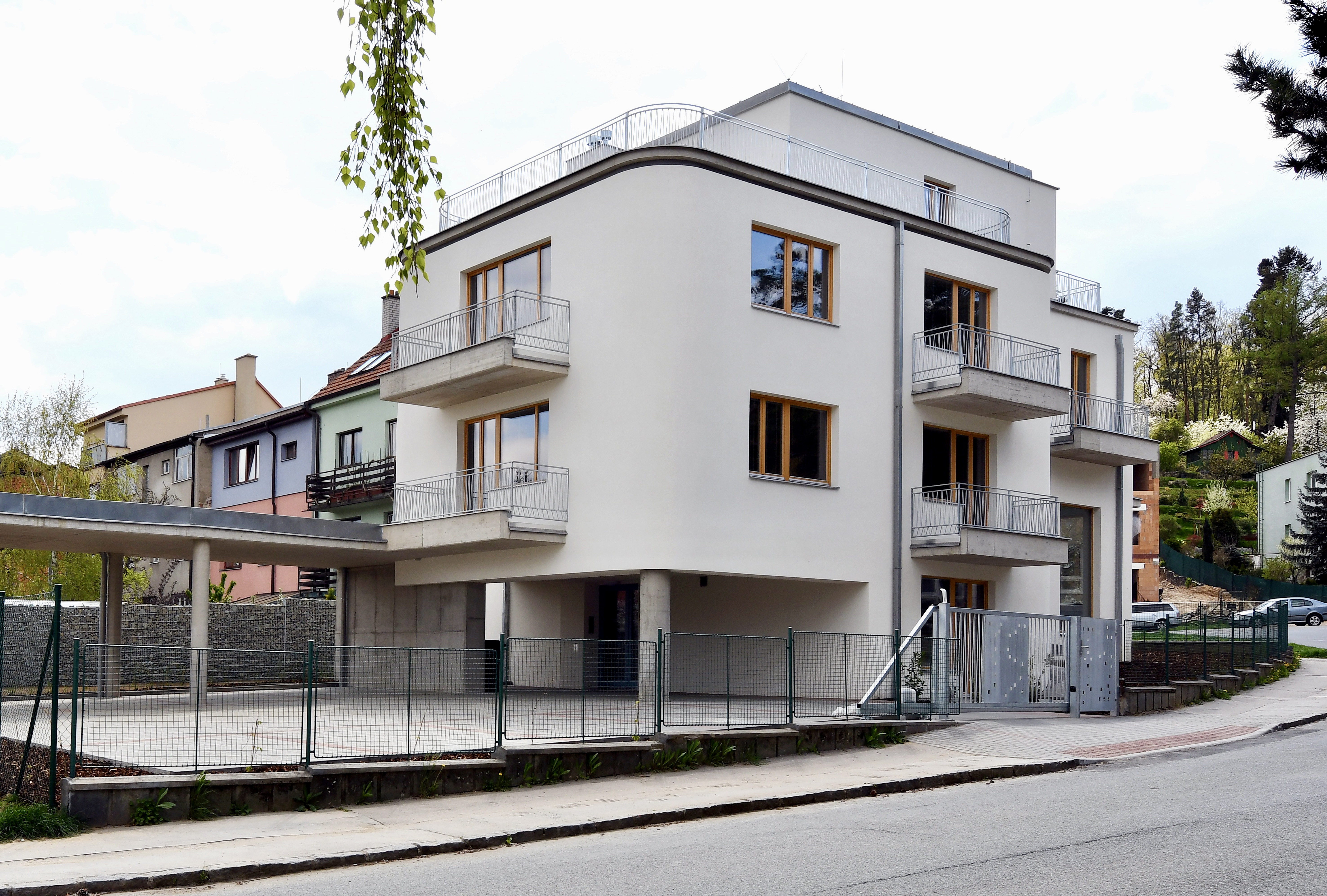 Brno-Jundrov – rekonstrukce bytového domu - Pozemní stavby