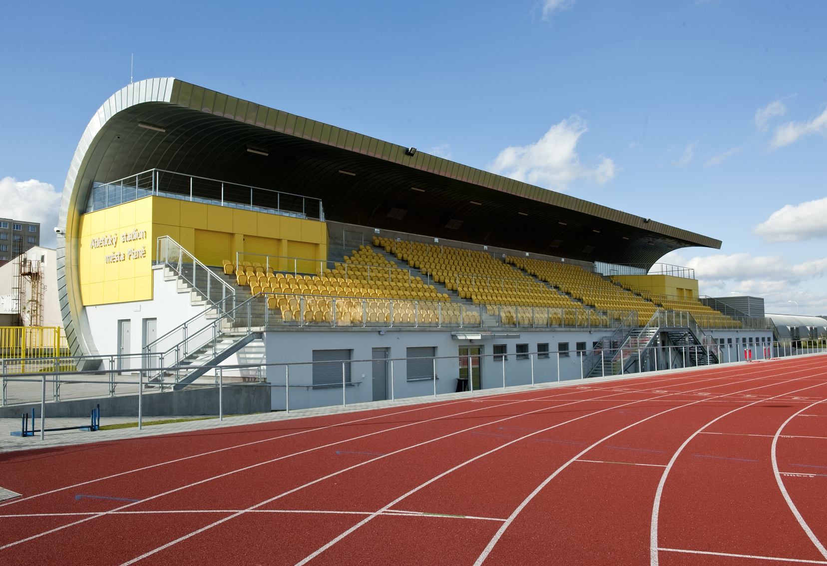 Plzeň - atletický stadion Skvrňany - Pozemní stavby