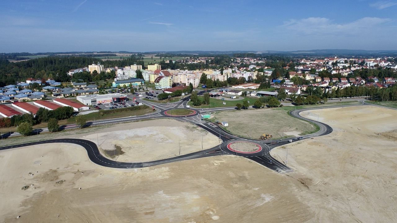 OC Jindrichuv Hradec 02