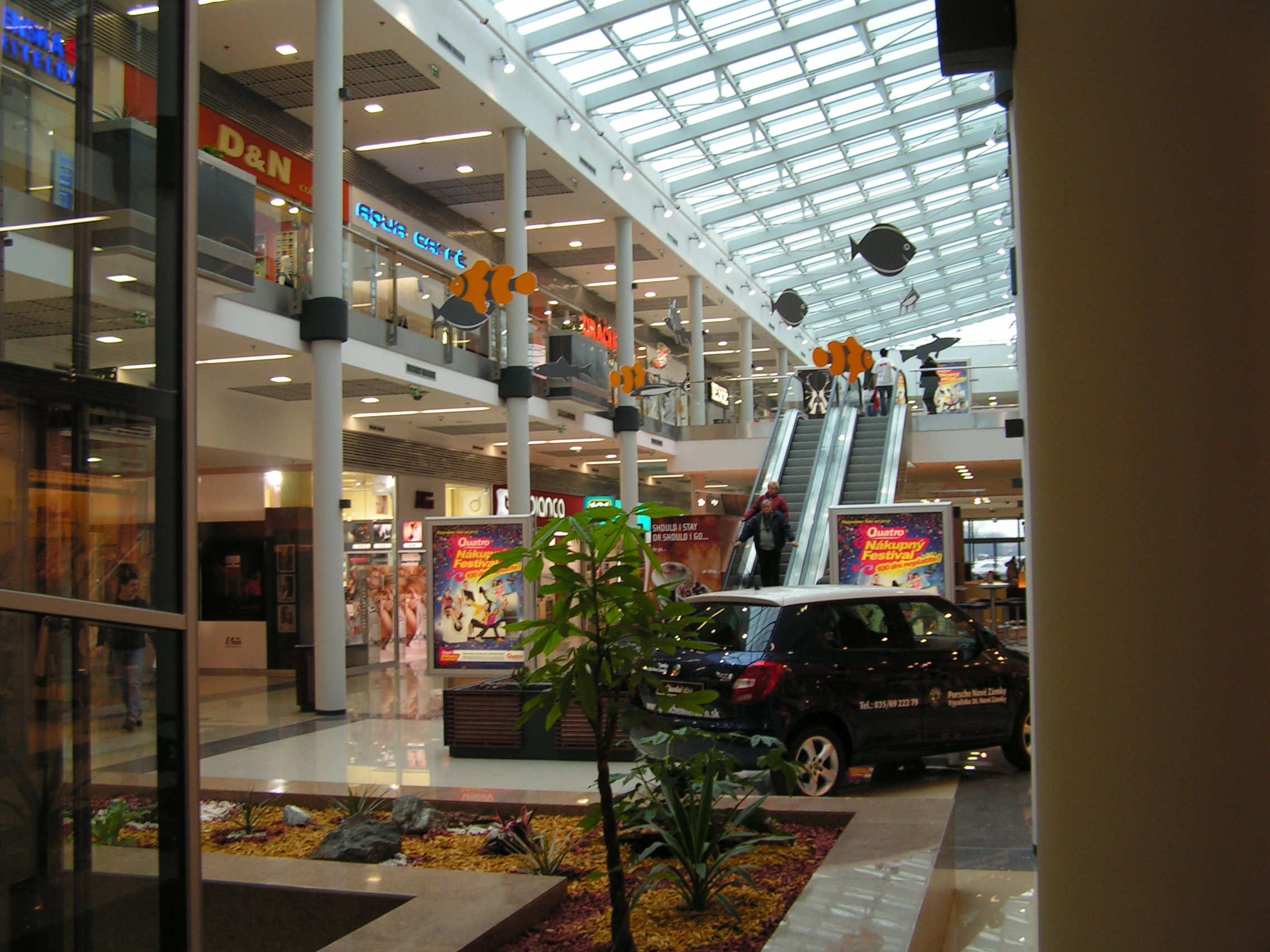 Aquario Shopping Center Nové Zámky / obchodné centrá - Pozemní stavby