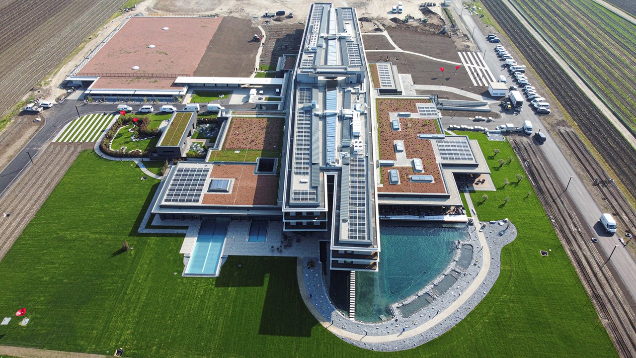 SCHEIBLHOFER’S „THE RESORT“, Andau, Rakousko 1 SCHEIBLHOFER’S „THE RESORT“, Andau, Rakousko 1