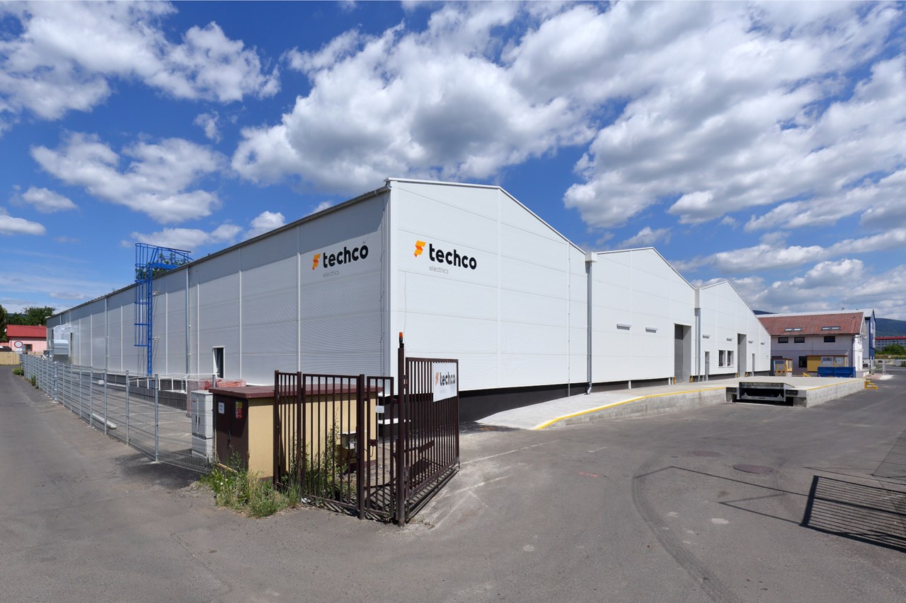 F A08 2069 A FF A (2) F A08 2069 A FF A (2)