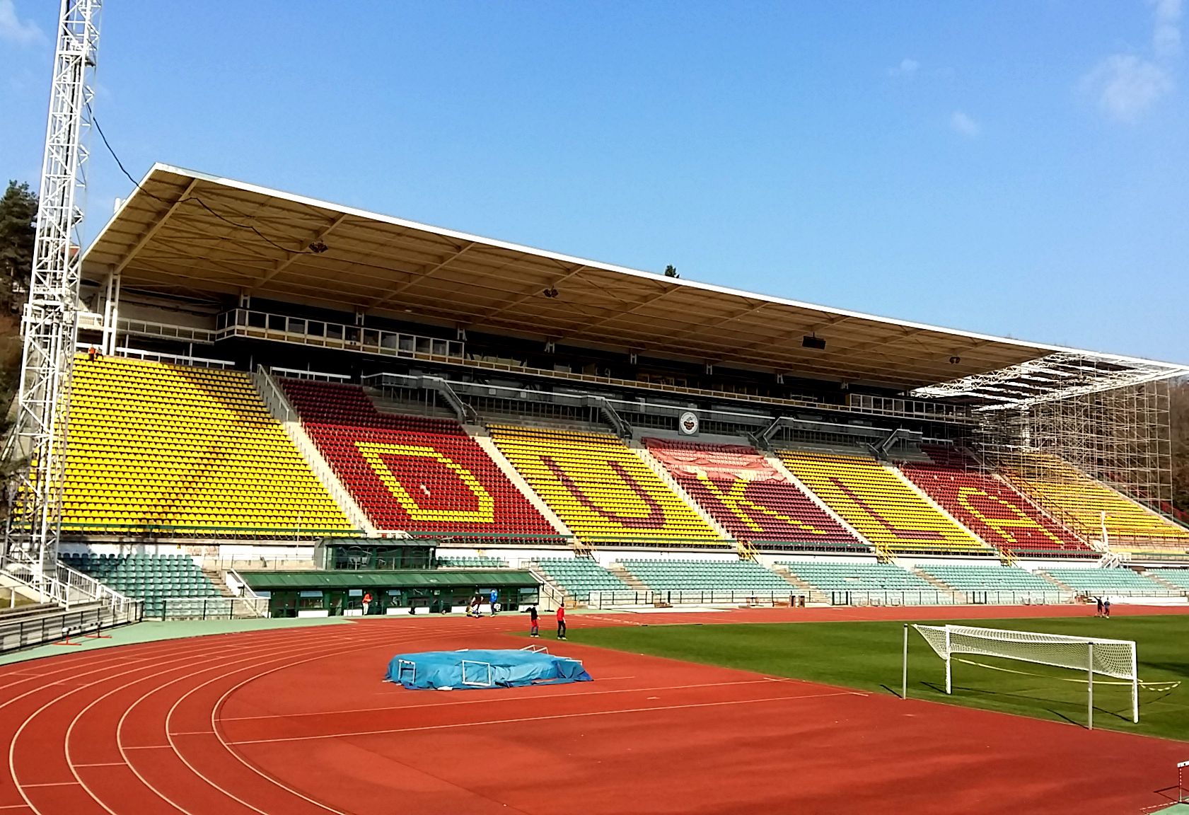 Stadion Juliska rekonstrukce tribuny - Pozemní stavby