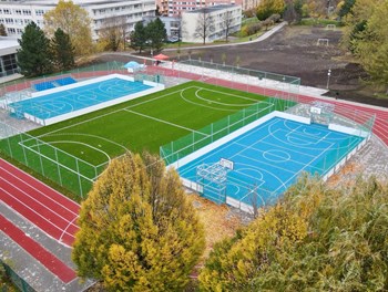 Modernizace školního sportovního areálu v Ostravě - CZ