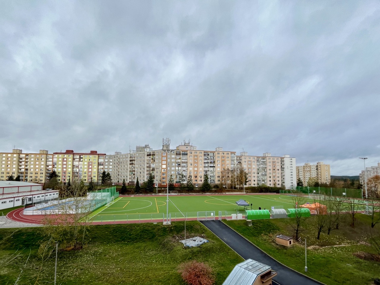 Rekonstrukce sportovního areálu ZŠ, ul. Kralovická, Plzeň - Speciální obory činností