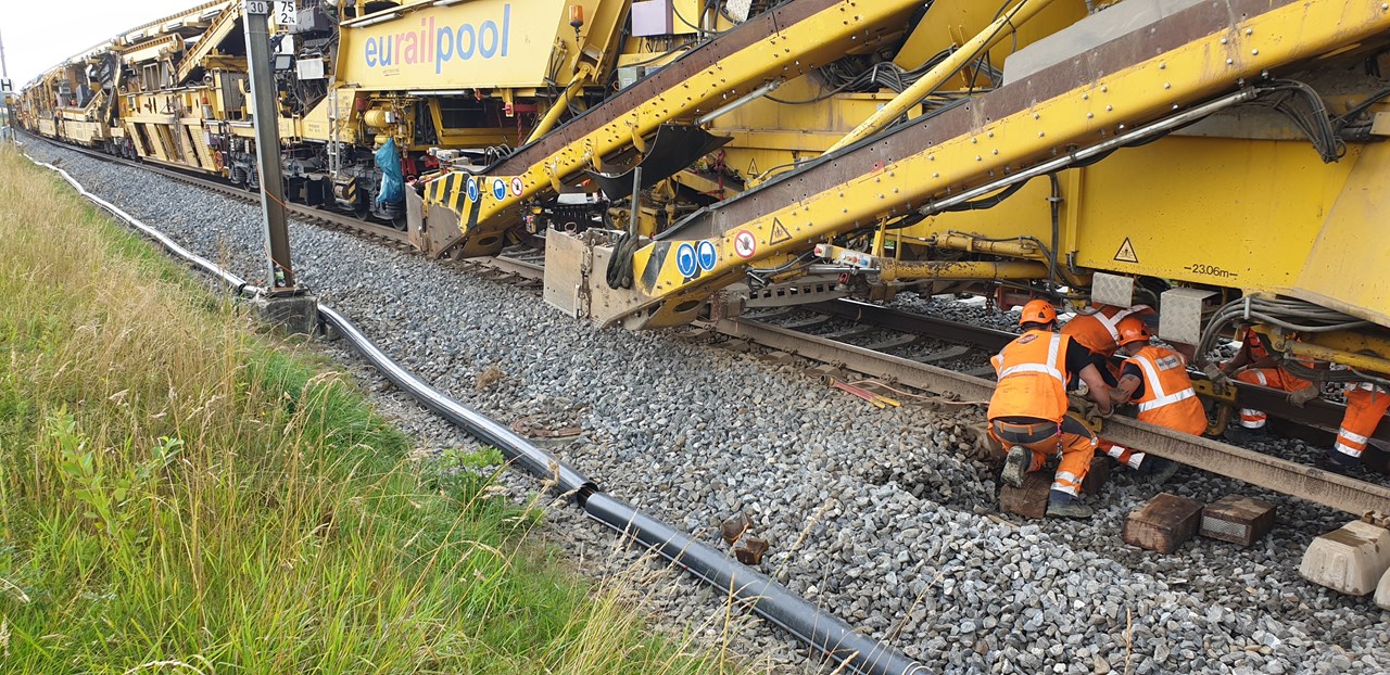 Fahrbahnerneuerung Sempach Sursee - Železniční stavby Fahrbahnerneuerung Sempach Sursee - Železniční stavby