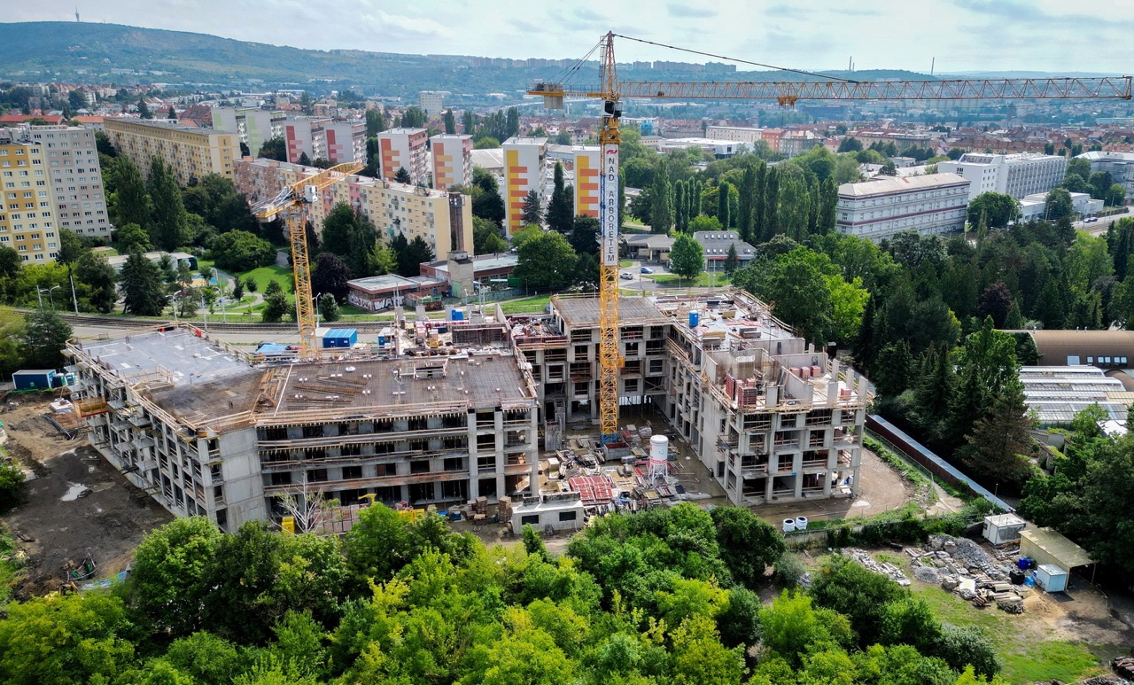 2023 08 JBS Nad Arboretem