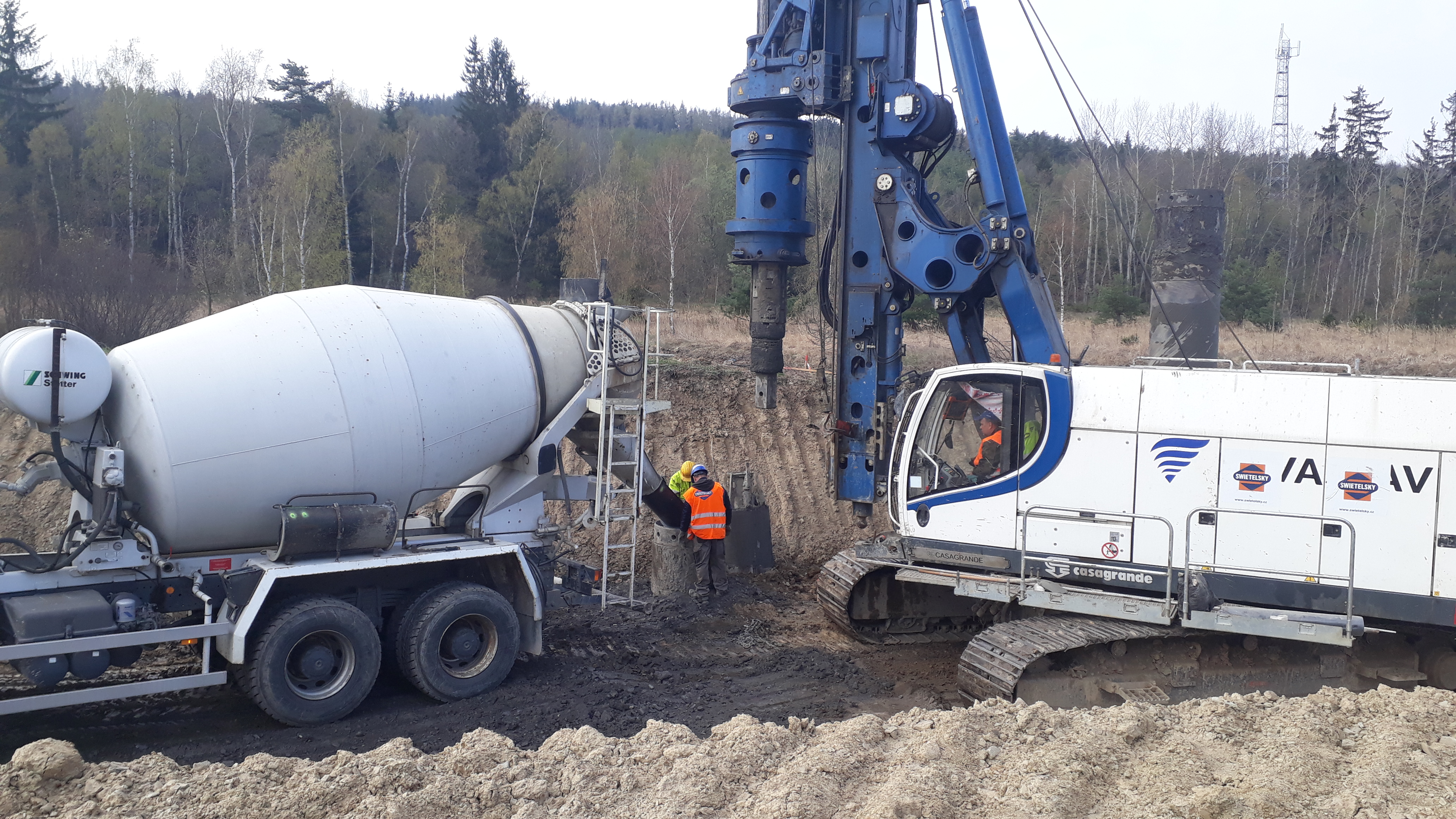 Dálnice D6, Lubenec – založení protihlukové stěny             - Speciální obory činností