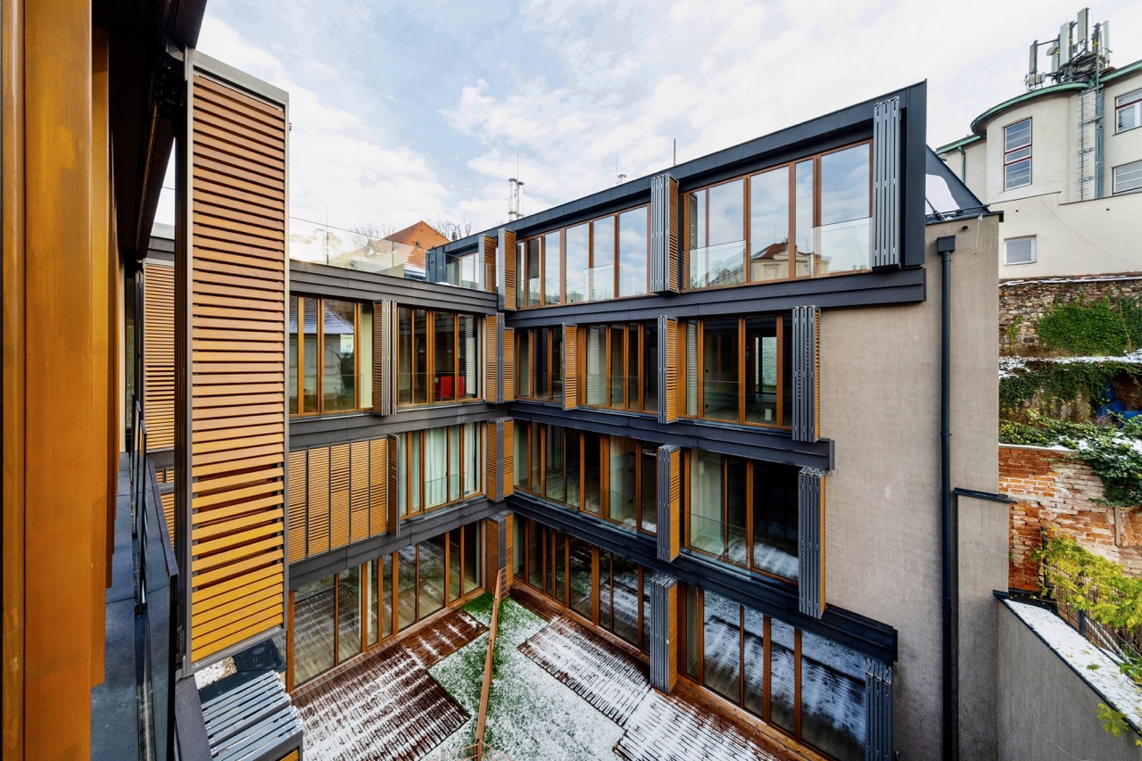 Gotthardska 01