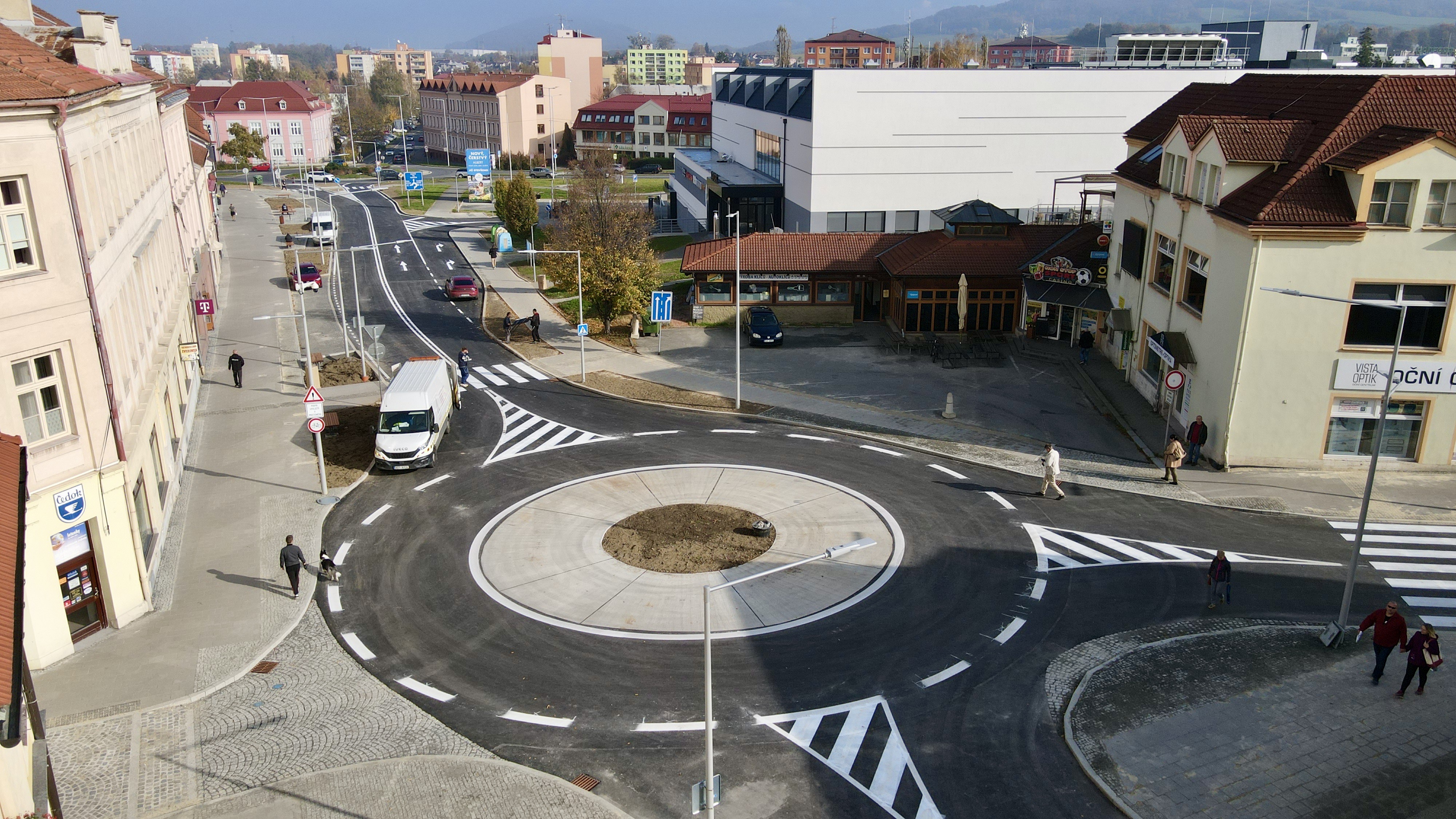 Nový Jičín – vybudování okružní křižovatky - Stavby silnic a mostů