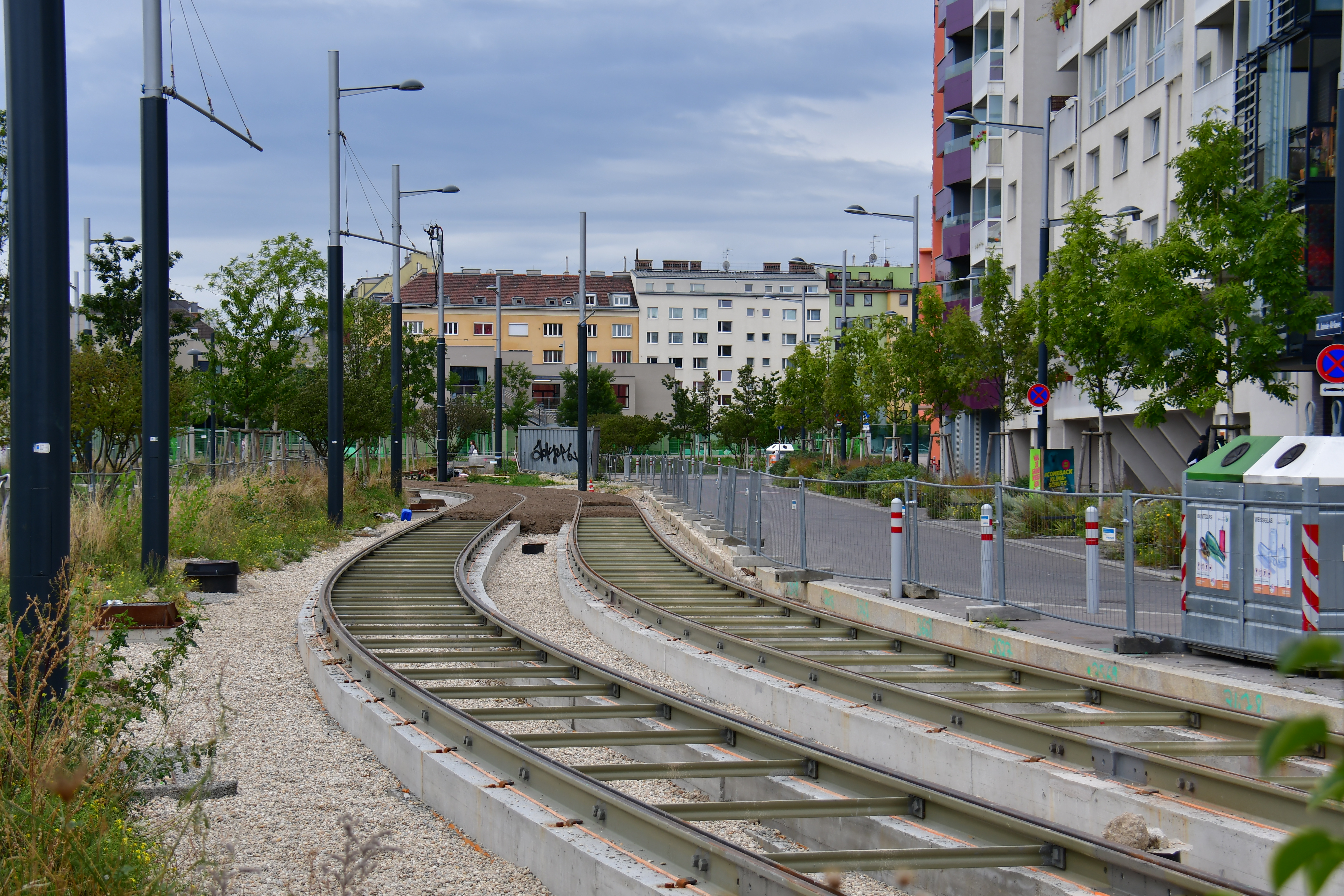 Verlängerung Linie D - Železniční stavby