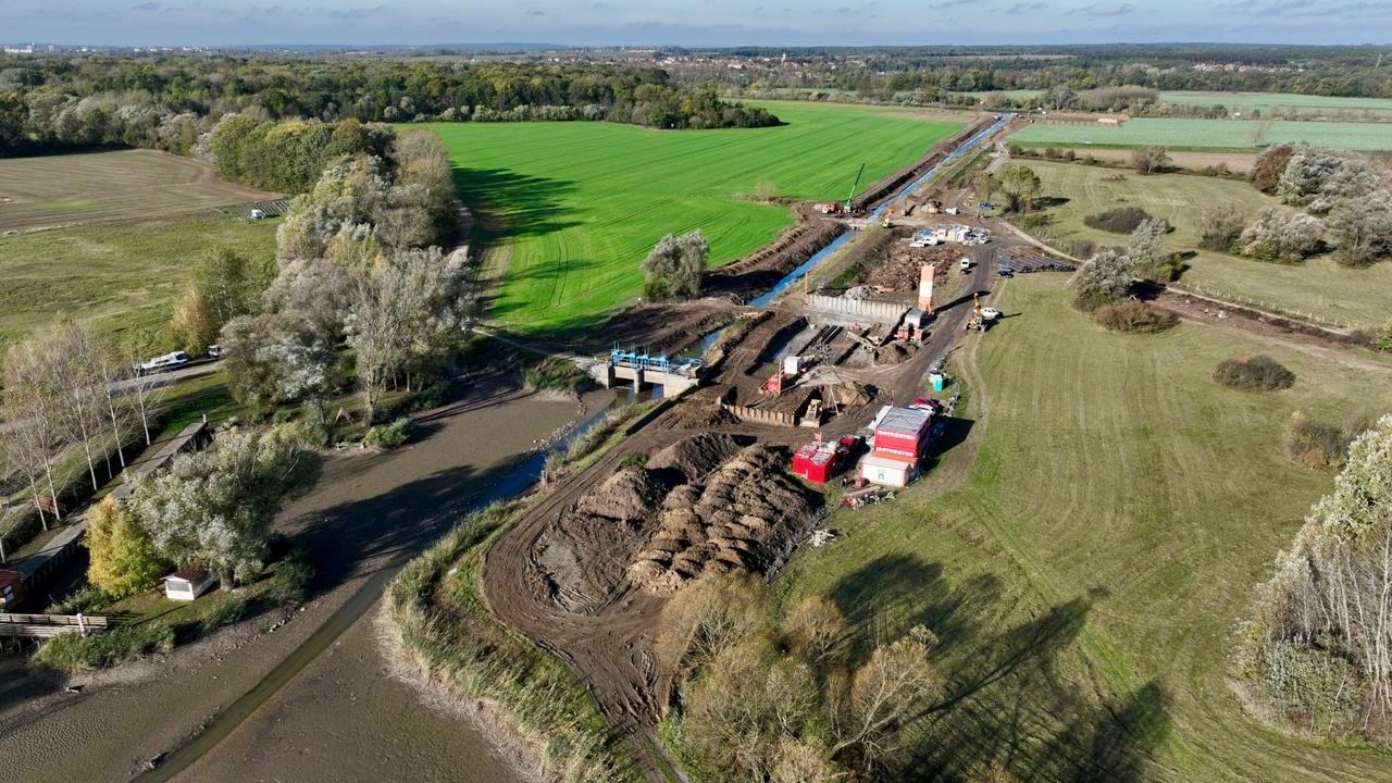 Batuv Kanal Prace 03 Batuv Kanal Prace 03