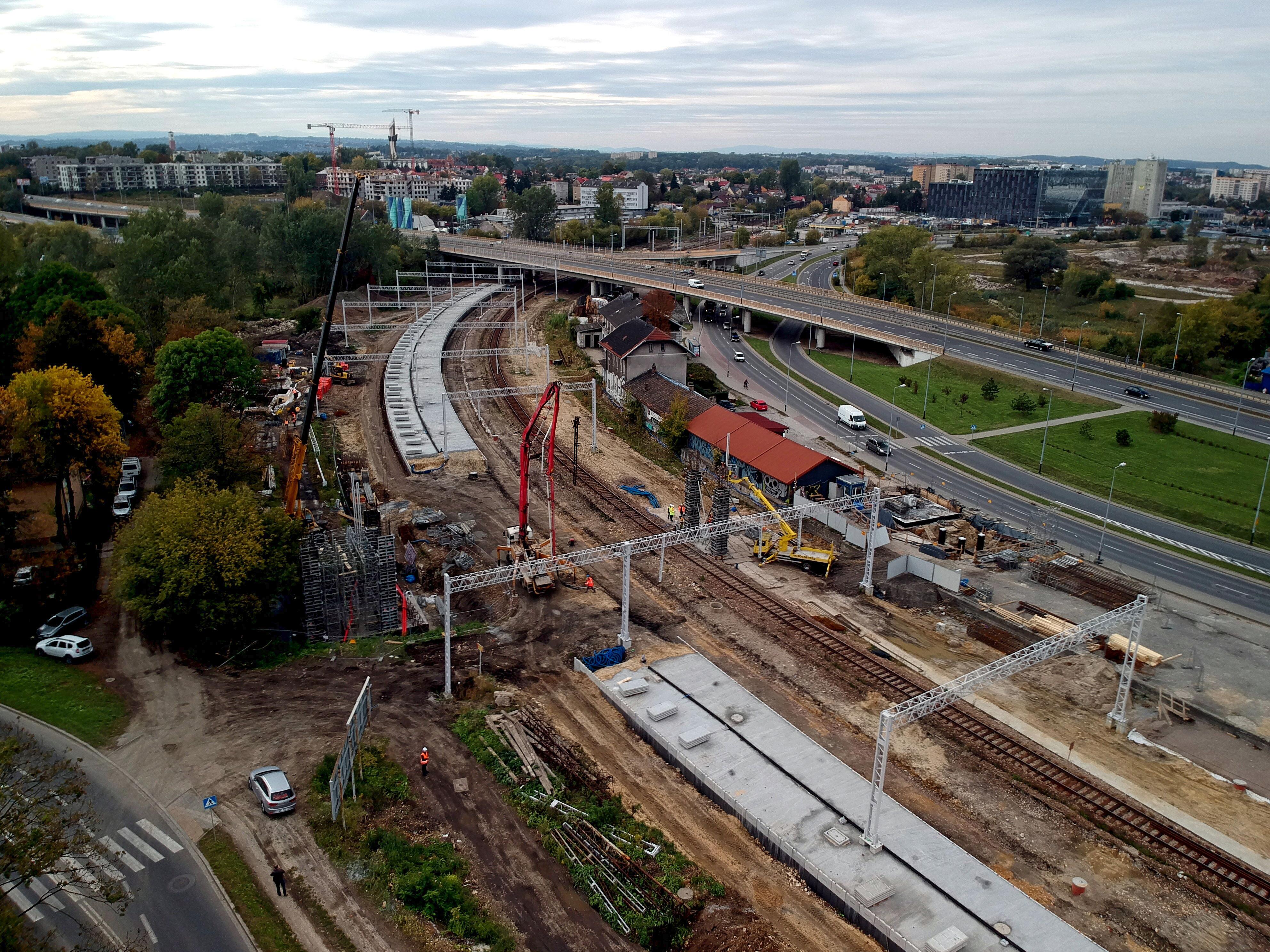 Linia 94 – Odcinek Kraków Bonarka – Podbory Skawińskie - Železniční stavby