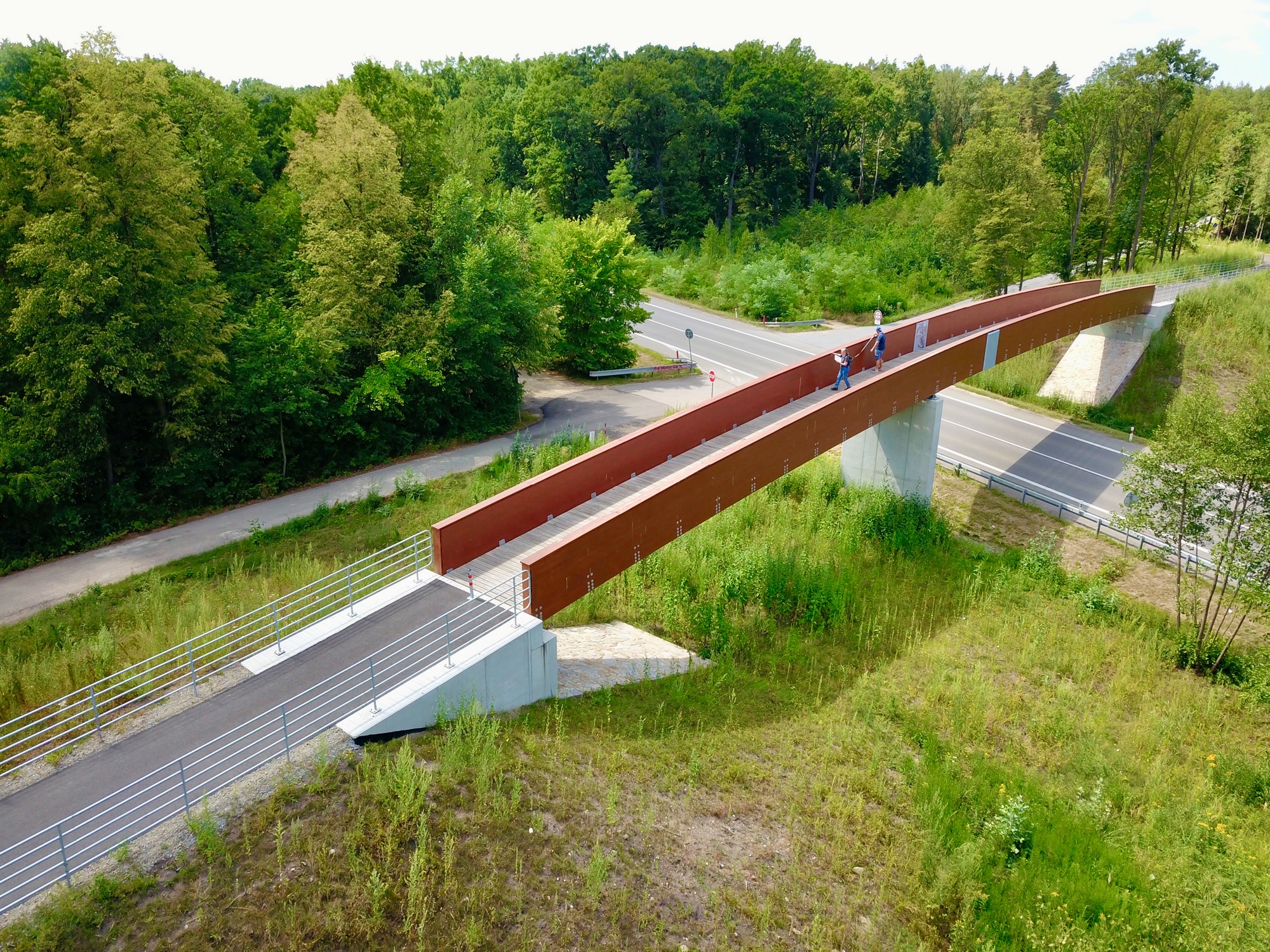 Hodonín – přemostění silnice I/55 – stavba lávky pro cyklisty a chodce - Stavby silnic a mostů