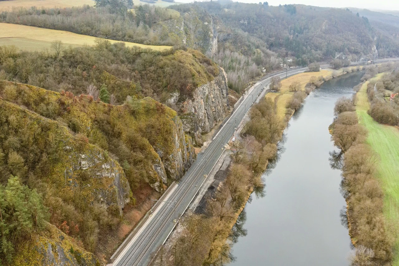 Rail Stavba Roku 03 Small