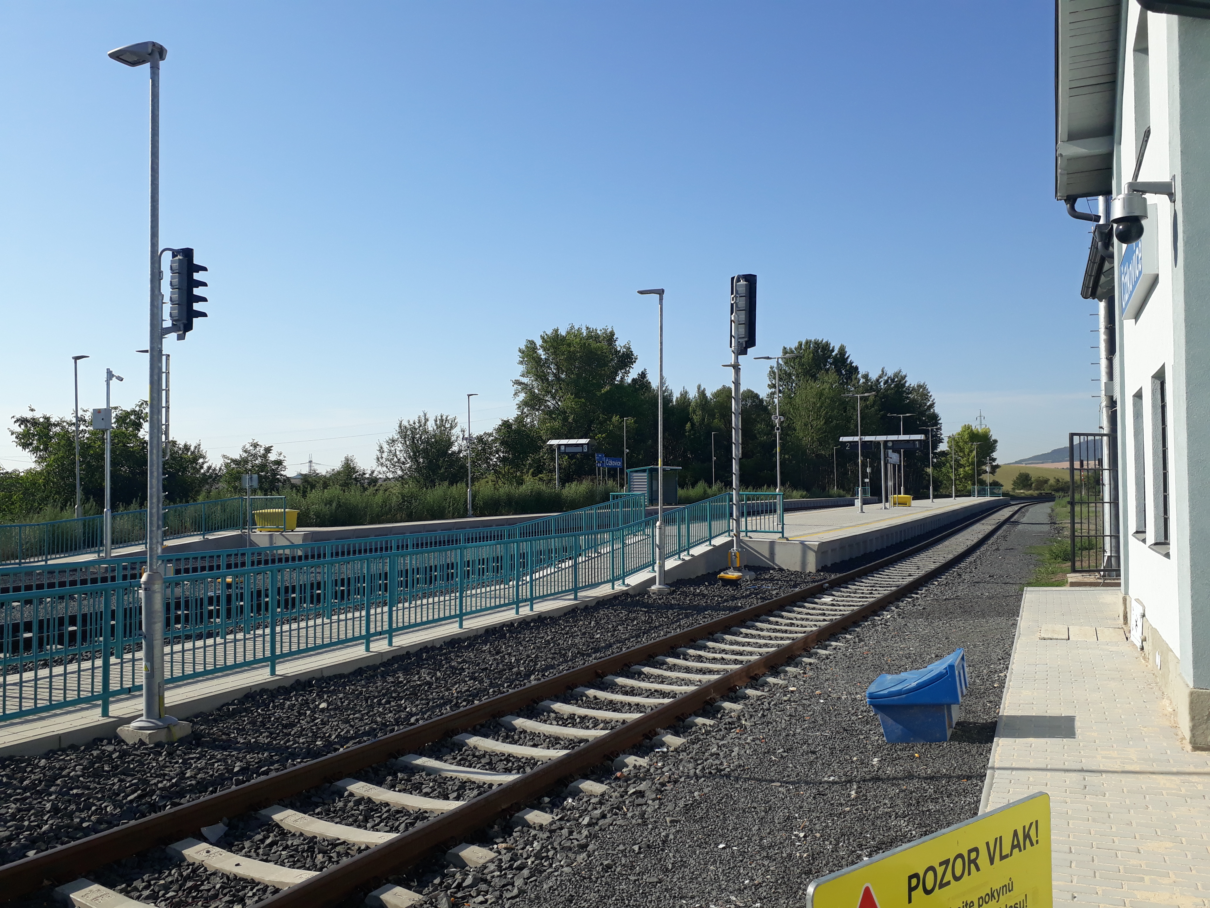 Revitalizace tratě Louny–Lovosice / žel. stanice Čížkovice – venkovní osvětlení - Železniční stavby